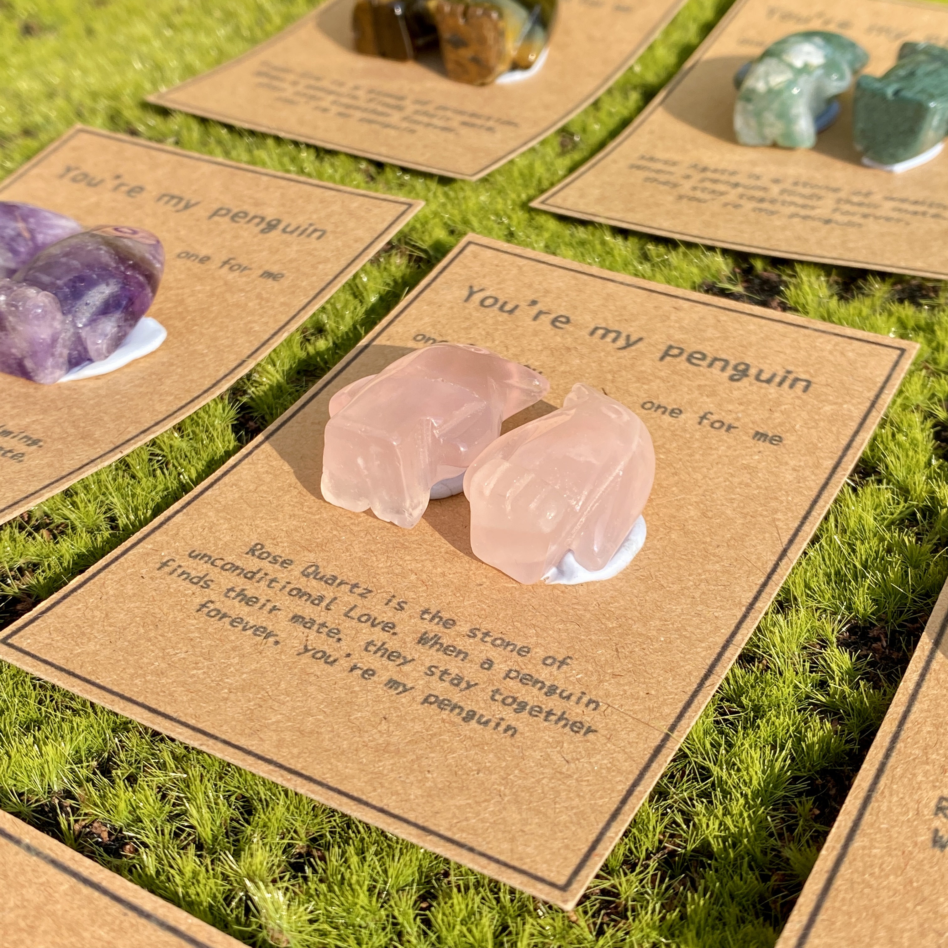 Crystal Rose Quartz Penguin Couple with Message Card, Hand-Carved Natural Gemstone Love Gift for Valentine’s Day, Anniversary, Wedding Keepsake