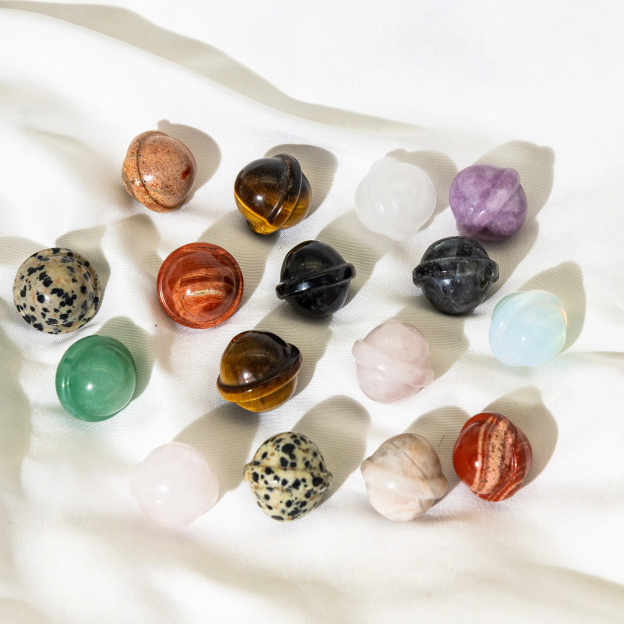 Natural Crystal Mini Planet 20mm Galaxy Carved Gemstone Decorative Ornament