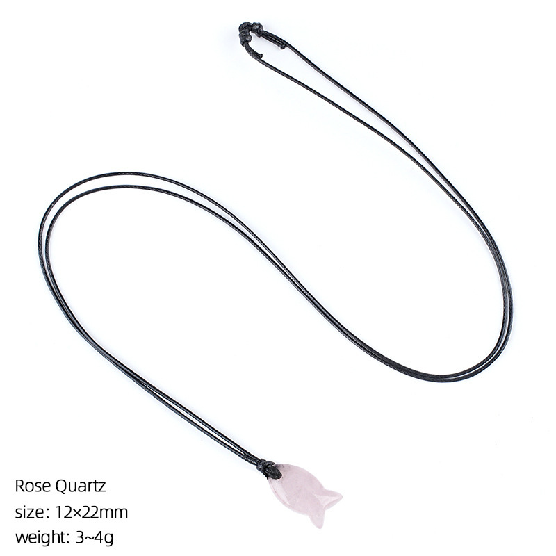 Natural Crystal Fish Necklace, Adjustable Cute Stone Fish Pendant Necklace with Carved Gemstone Charm for Everyday Wear and Gift Styling