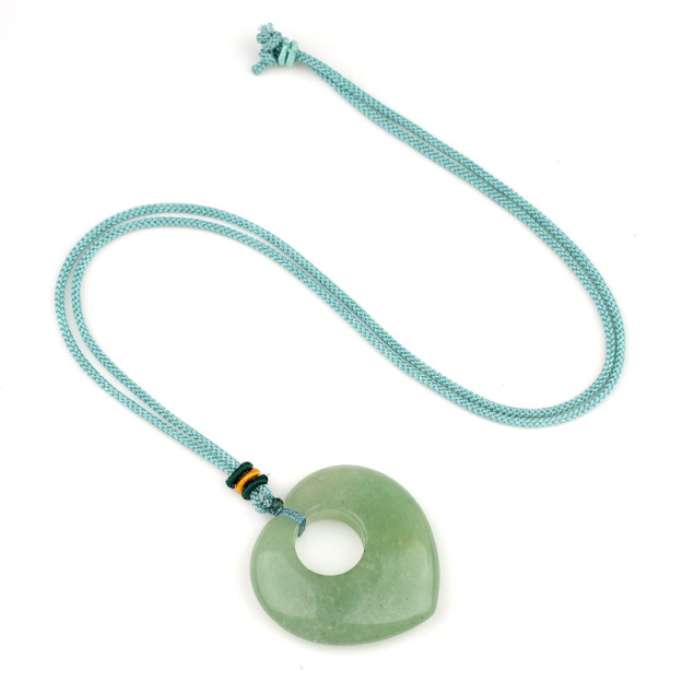 Natural Crystal Heart Stone Necklace, Love Heart Sweater Chain Pendant, Gemstone Heart Charm Long Necklace Gift Jewelry Accessory