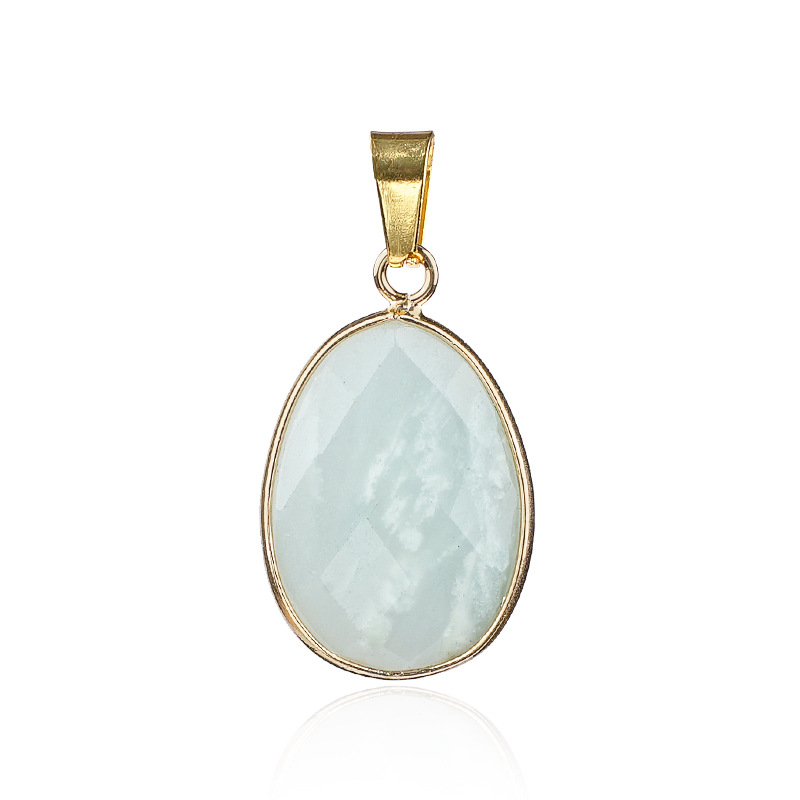 Elegant Oval-Shaped Crystal Pendant with Double Facet Copper Edge Necklace for Fashion