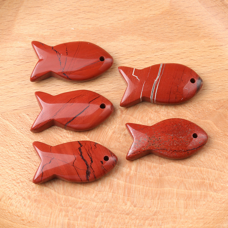 Natural Crystal Fish Pendant, Small Agate Animal Charm for DIY Necklace, Bag Charm, Keychain Accessory and Handmade Jewelry Making