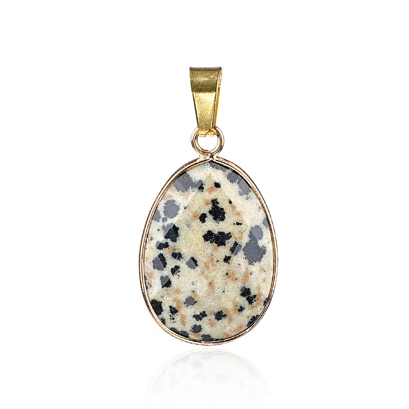 Elegant Oval-Shaped Crystal Pendant with Double Facet Copper Edge Necklace for Fashion