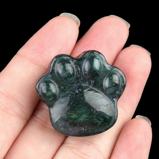 Natural Crystal Paw Figurine, Carved Cat Paw Bear Paw Stone Mini Desk Decor Gift, Polished Animal Palm Ornament and Cute Display Collectible