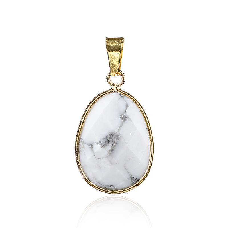 Elegant Oval-Shaped Crystal Pendant with Double Facet Copper Edge Necklace for Fashion