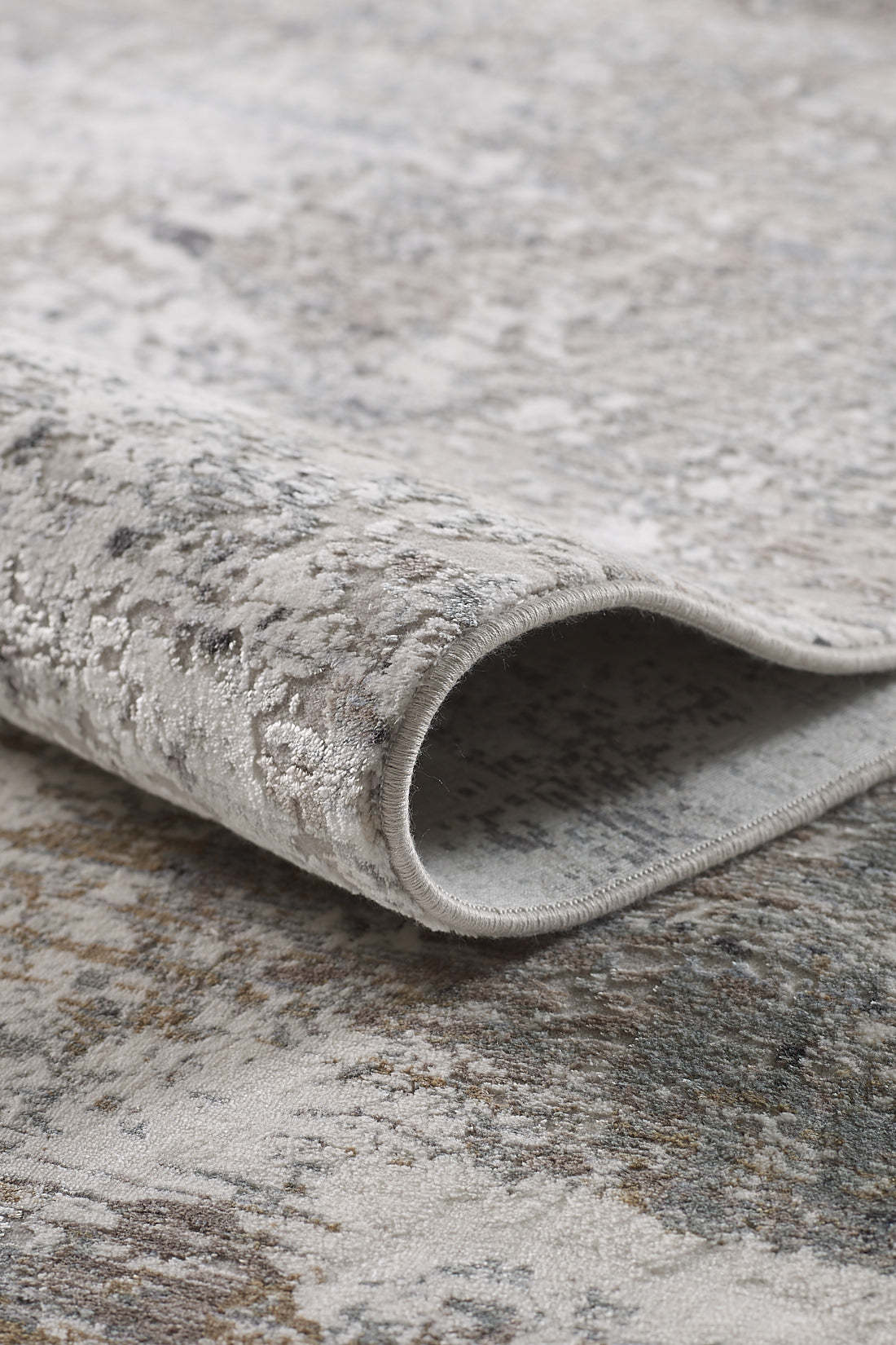 Serene Tides Neutral Abstract Rug