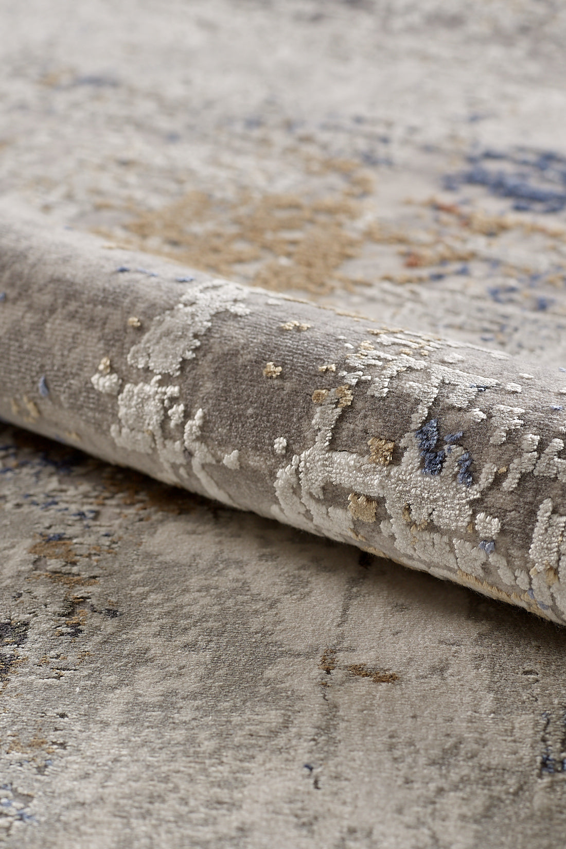 Deakin Rug