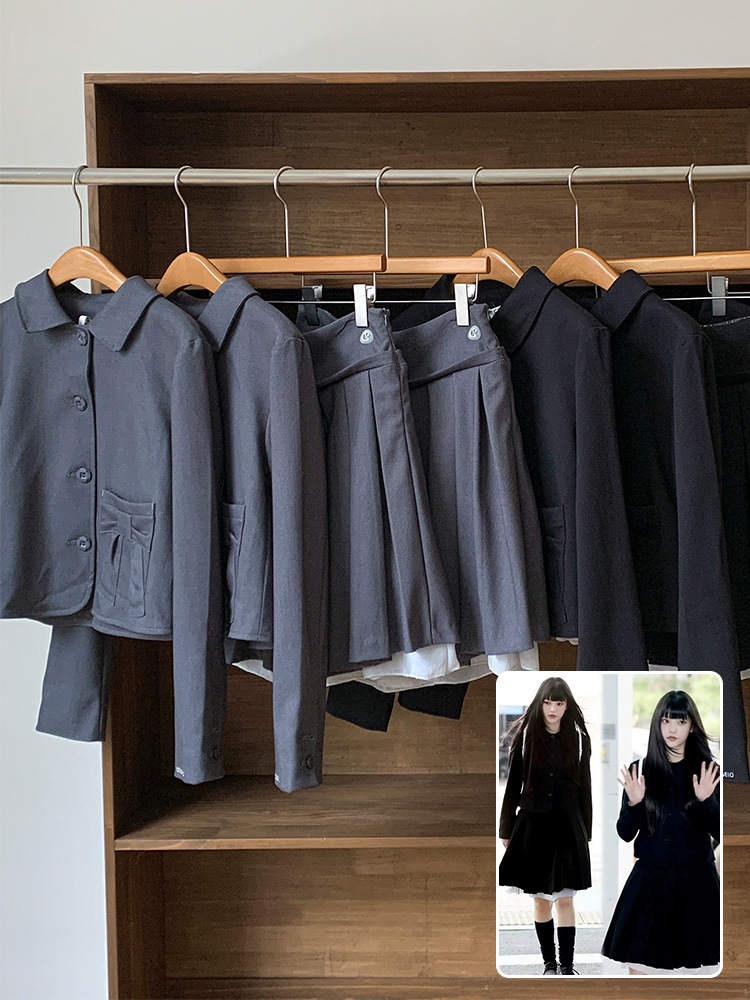 Newjeans Haerin Inspired Peter Pan Collar Jacket & Pleated Skirt Set