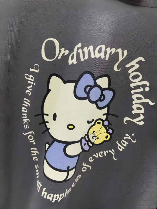 Blackpink Jisoo Inspired Hello Kitty T-Shirt