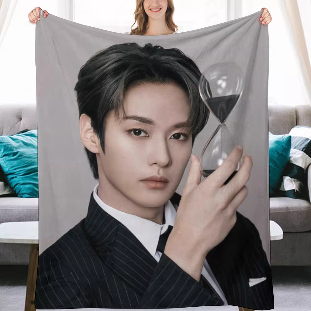 Stray kids Leeknow Fanmade Flanne Blanket - Kpop Concert Fan Blanket-Straykids