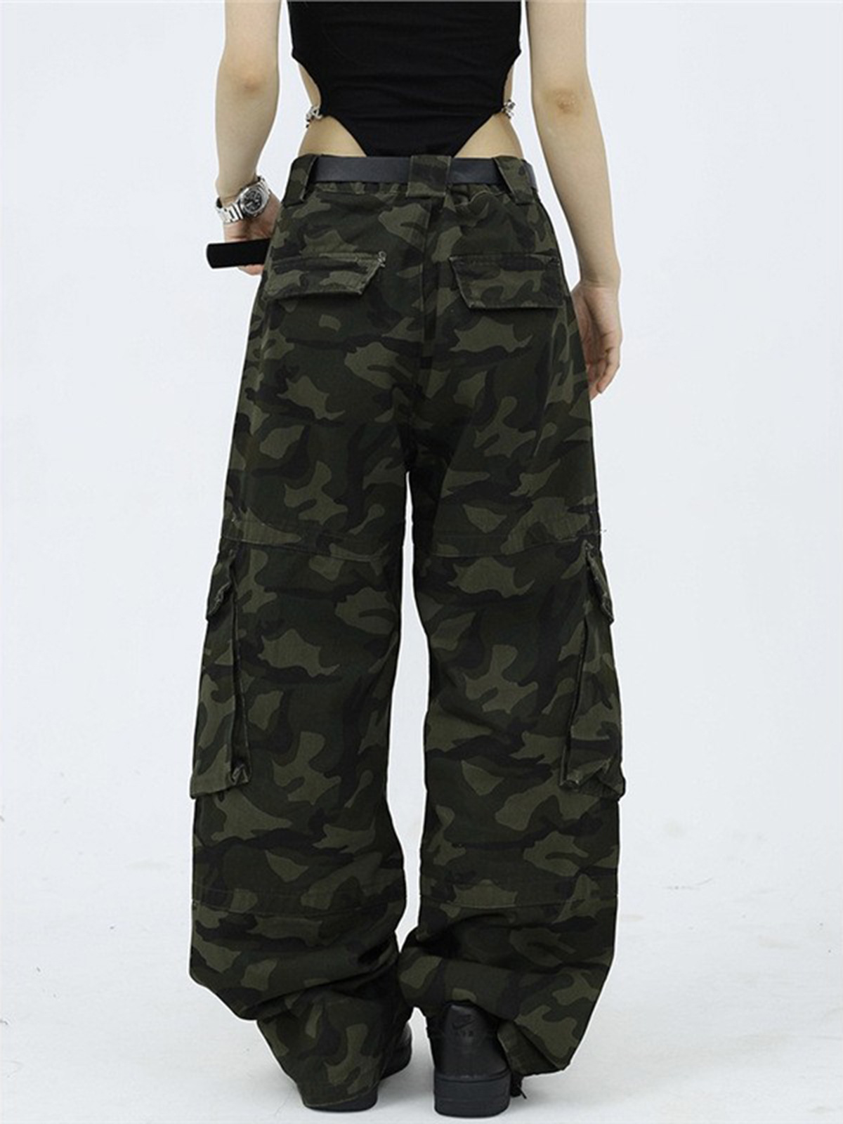 Multi-pocket camouflage straight-leg pants-Aespa Karina