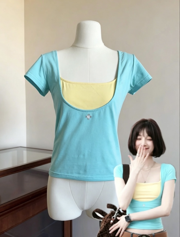 IDLE YUQI Inspired Turquoise Cross Logo U-Neck Fitted Tee