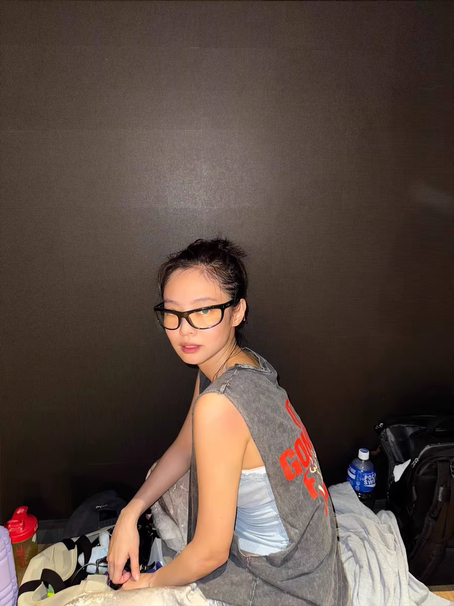 Blackpink Jennie Inspired Washed-Out Sleeveless Vest