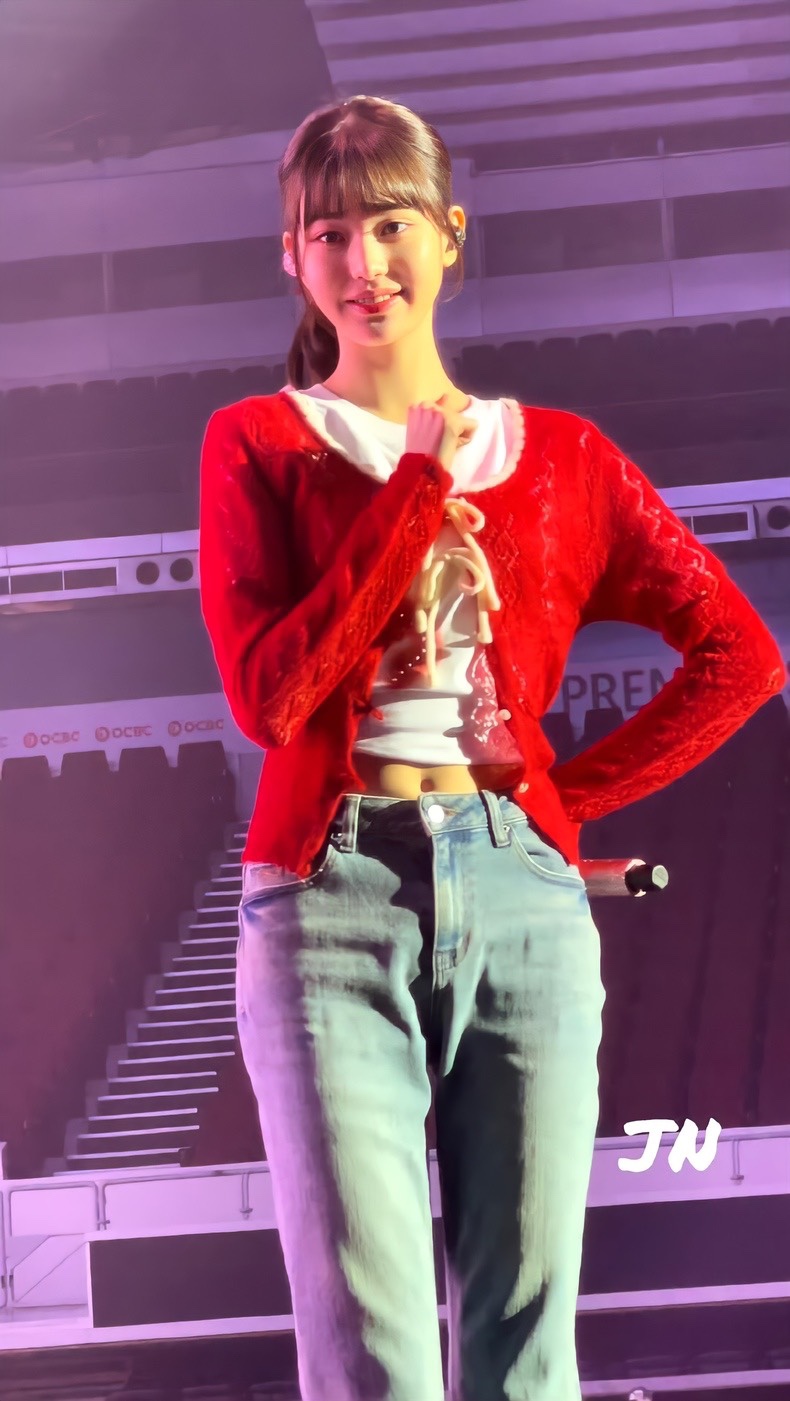 IVE Wonyoung Inspired Bow Beaded Tee