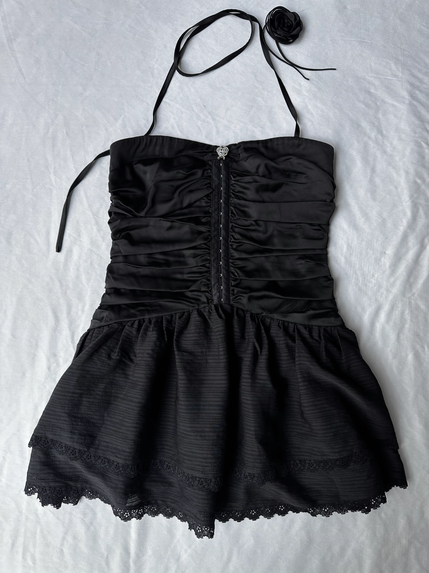 Red Velvet Seulgi Black Halter Strap Dress