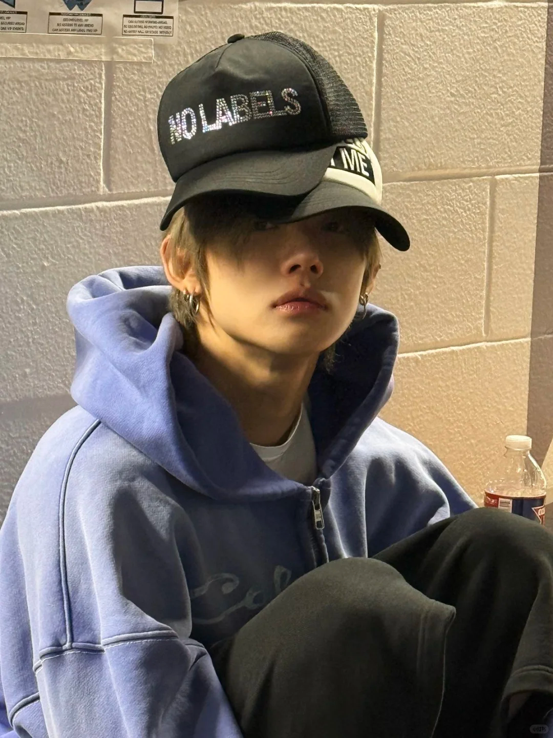 TXT Yeonjun Inspired Blue Gradient Zip-Up Hoodie