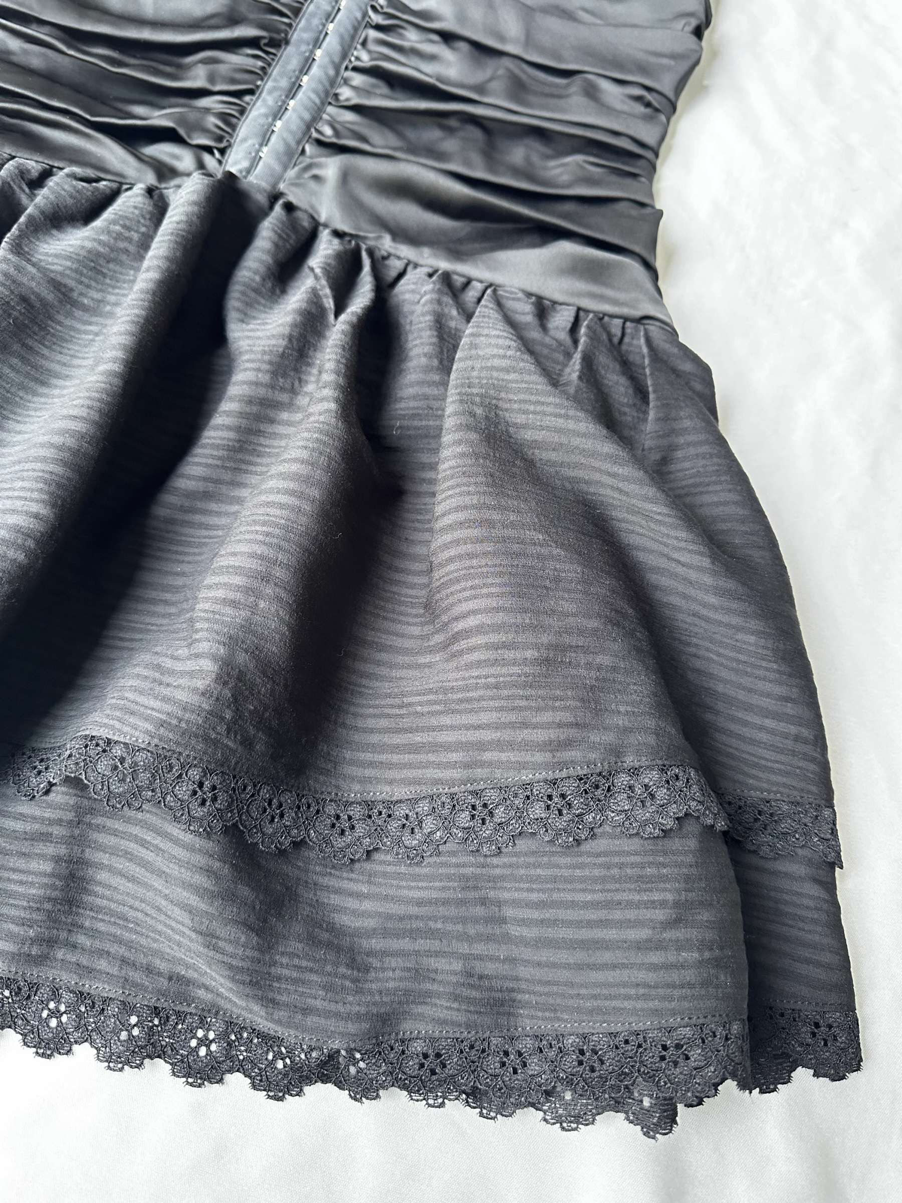 Red Velvet Seulgi Black Halter Strap Dress