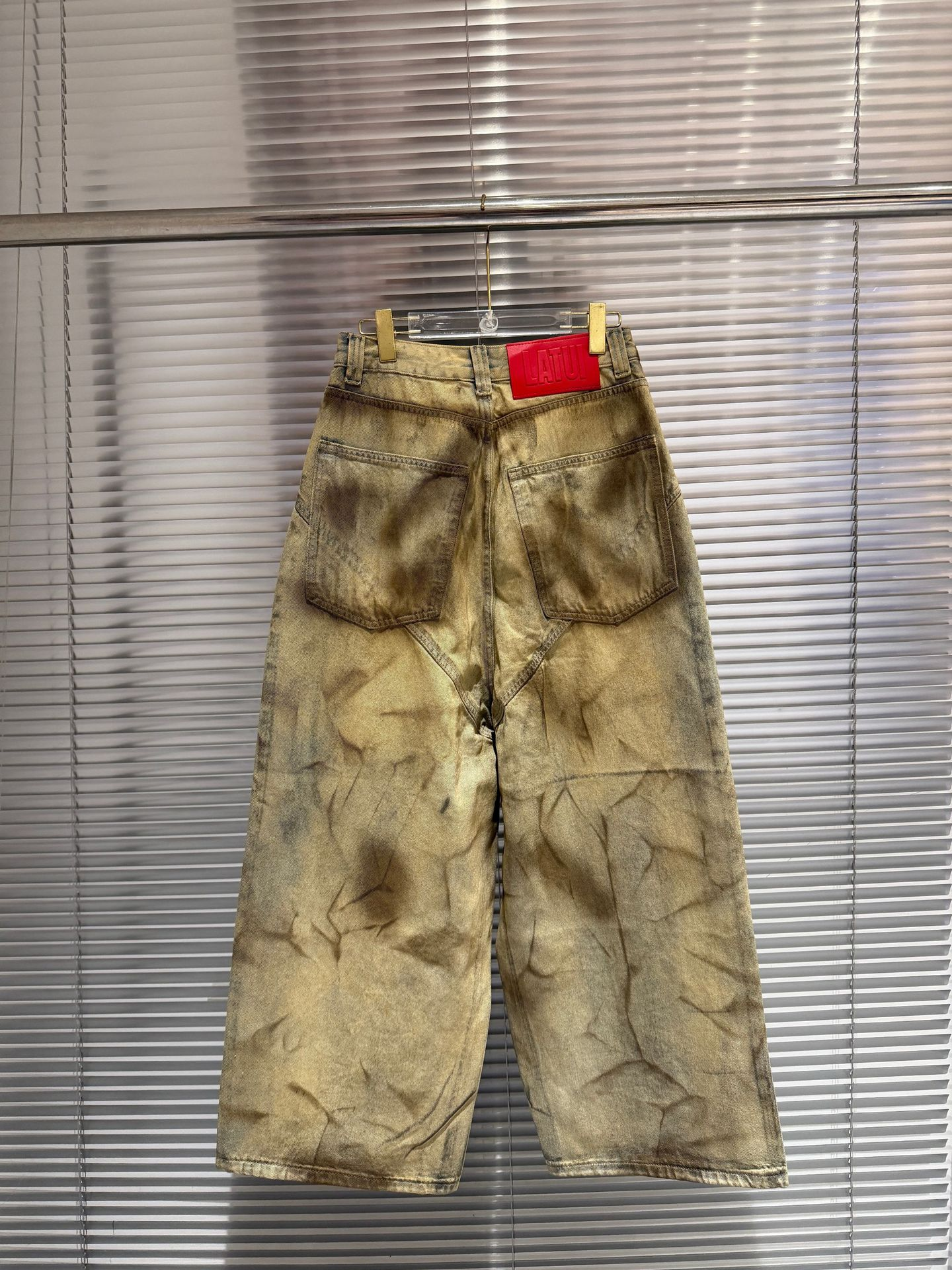 Blackpink Rose Inspired Vintage Distressed Baggy Wide-Leg Jeans