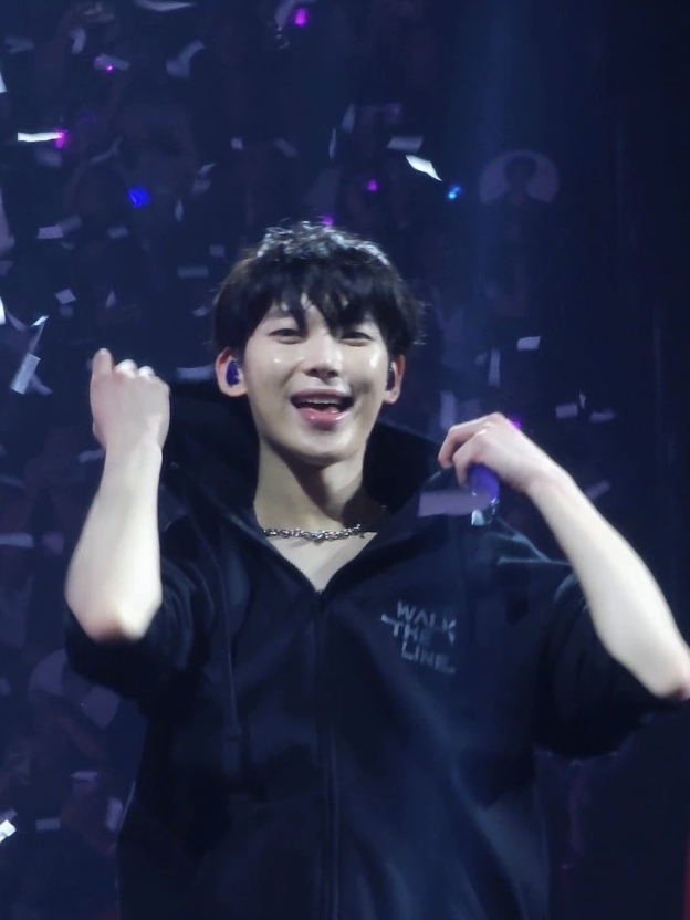 ENHYPEN World Tour WALK THE LINE IN U.S Merch Inspired Zip-up Hoodie