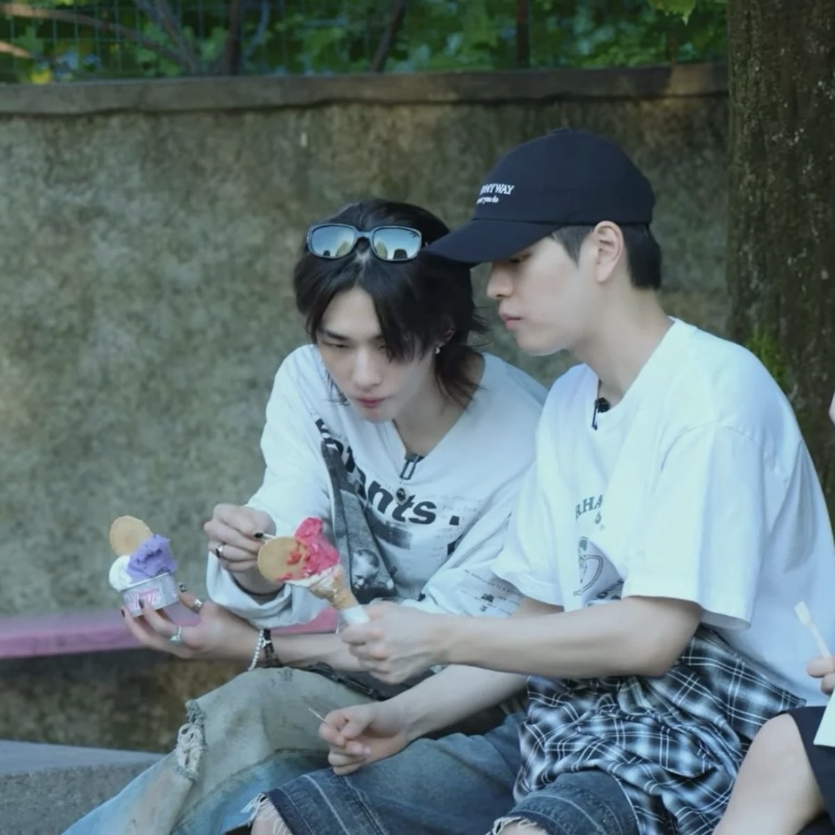 Straykids&TXT&WAYV Inspired Washed Printed Long Sleeve 