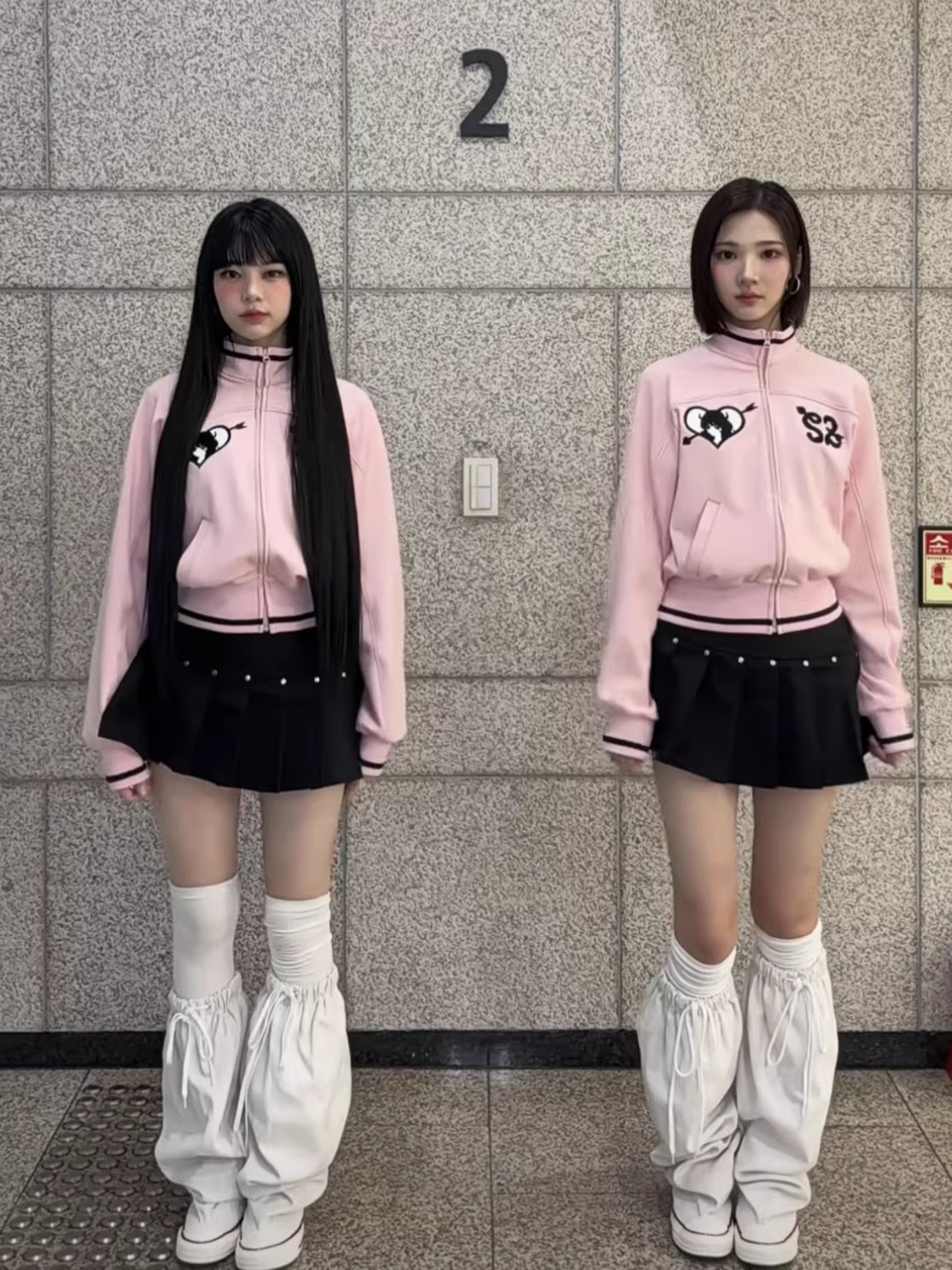 Hearts2Hearts Foucs Stage Outfit Inspired Cropped Zip-Up Track Jacket