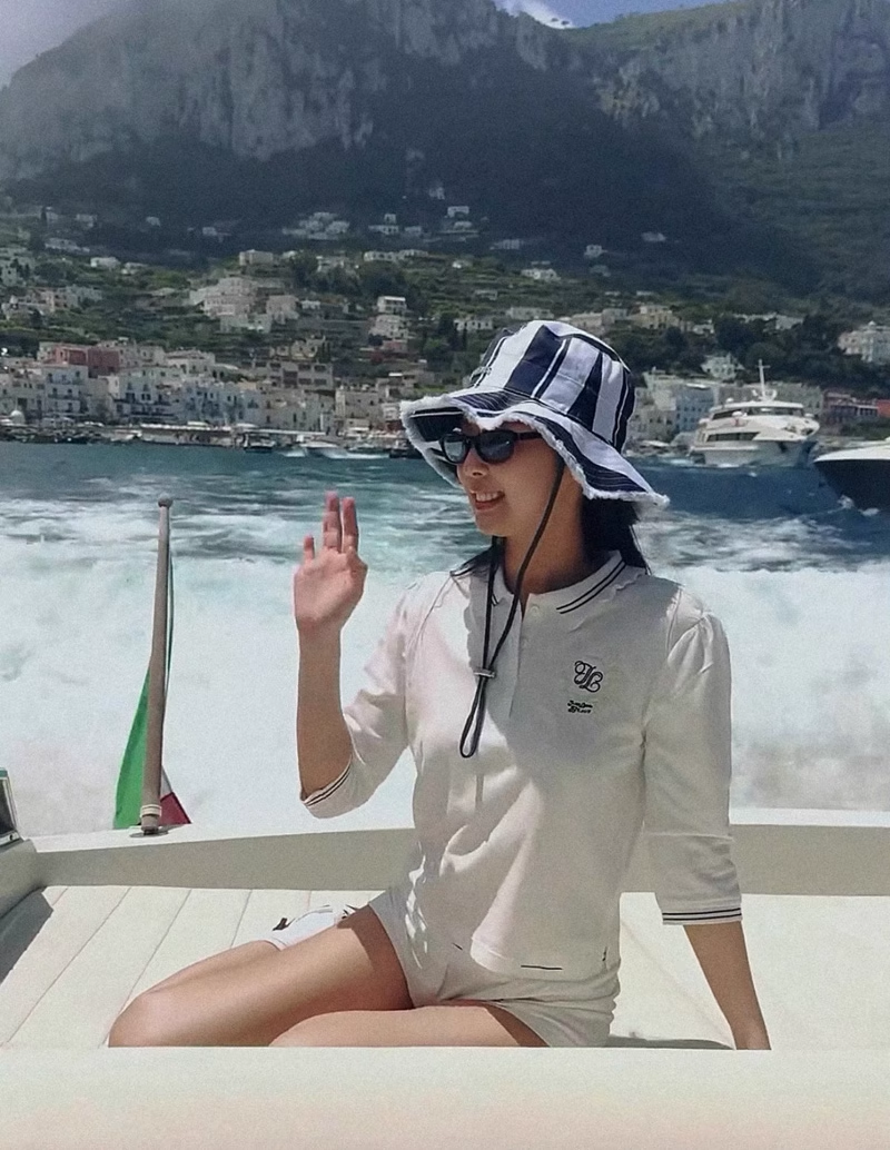 Blackpink Jennie White Polo Shirt Shorts Set