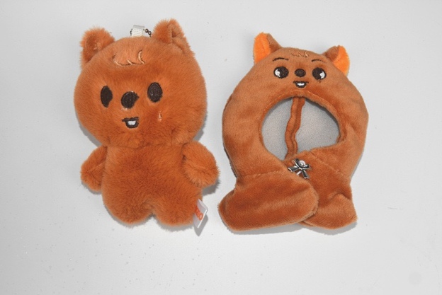 Skzoo  Straykids Cape Bean Eyes Official Merch inspired Plush Doll -stray kids