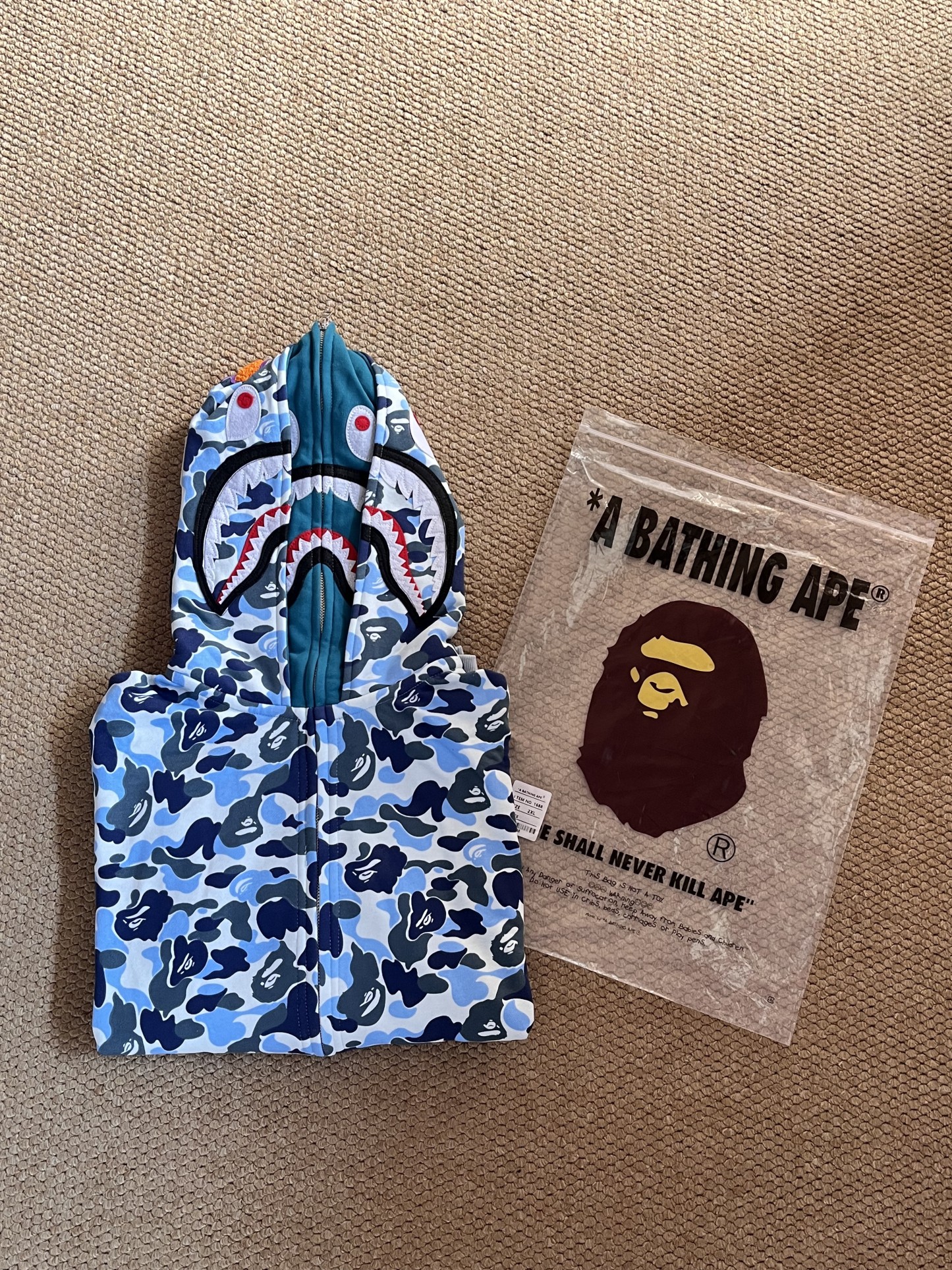 Enhypen Sunoo&ZB1 Yujin&Louis Inspired BAPE Blue Camo Shark Full Zip Hoodie 