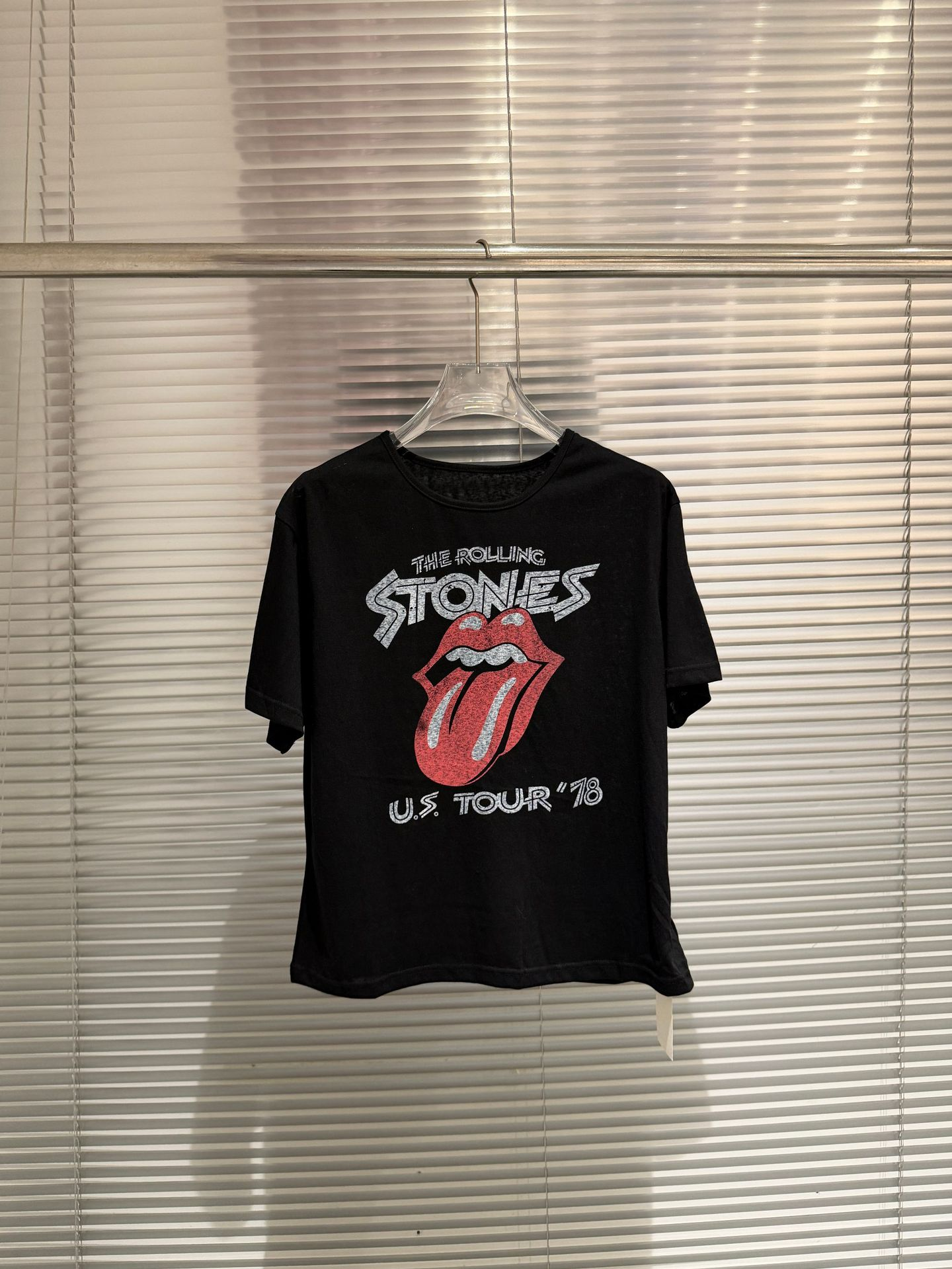 Lngshot Woojin Inspired The Rolling Stones Tongue Logo Vintage Band Tee
