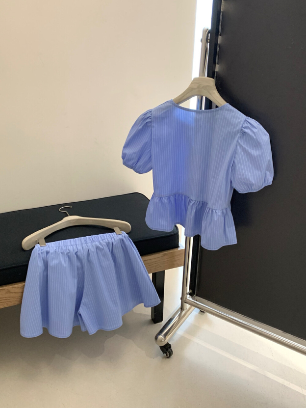 Blackpink Jennie Striped Puff Short Sleeve Top Skirt Set