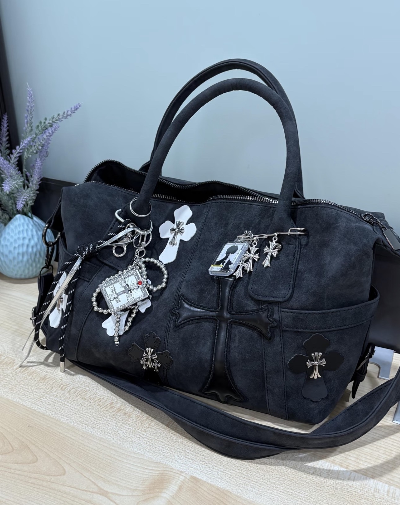 Enhypen NIKI inspired Black White Crossbody Bag 