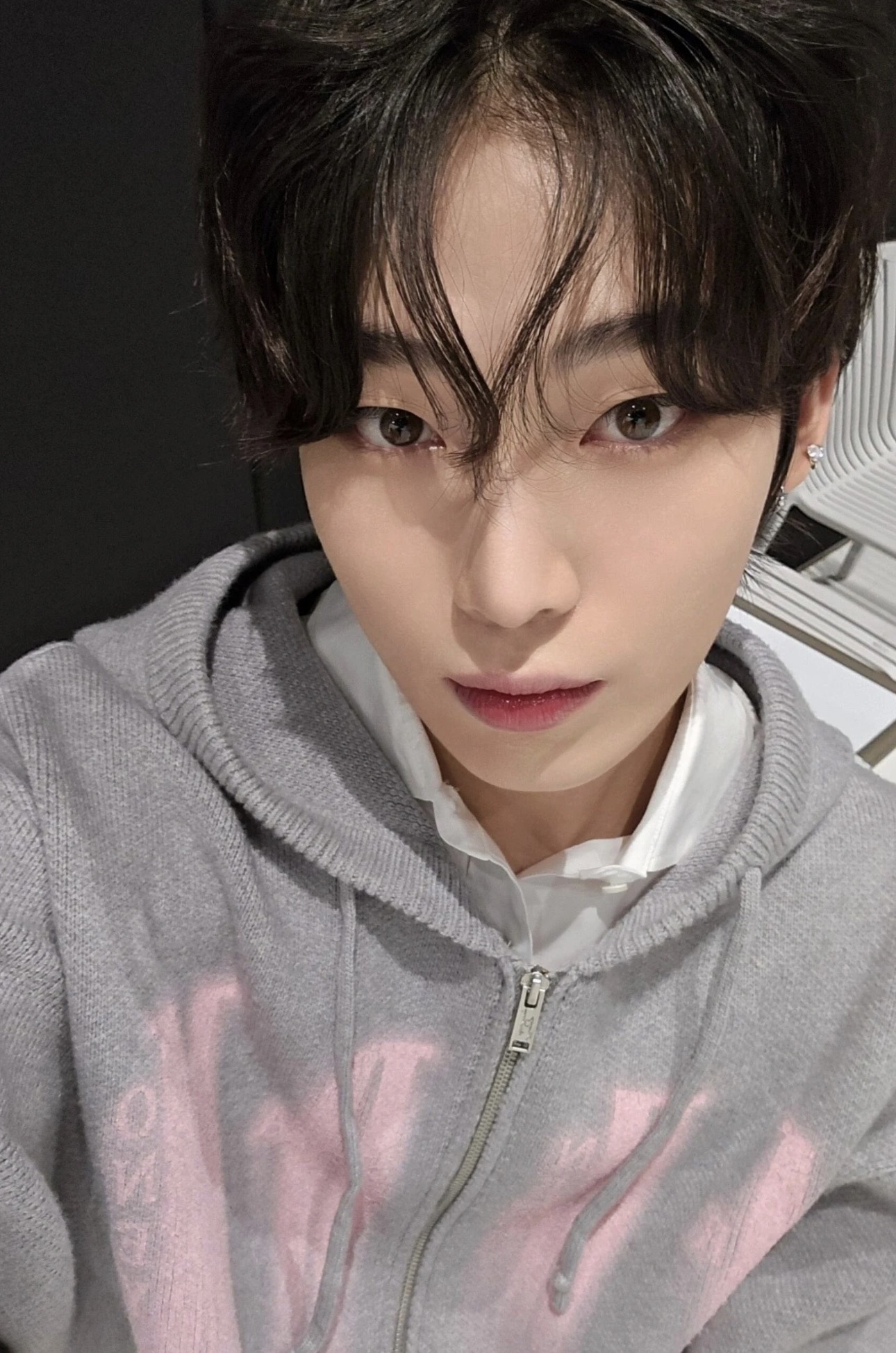 Enhypen Sunoo Grey Pink Cardigan Phantom Sweater Jacket