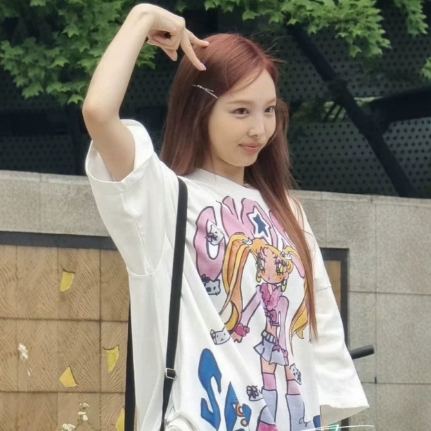 TWICE Nayeon Inspired Vintage Sailor Moon Graphic Tee