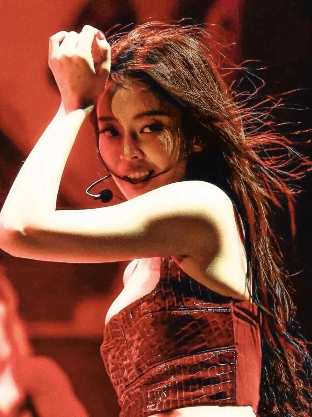 Jennie Coachella Inspired Red Croc-Embossed Top & Lace Skirt Set