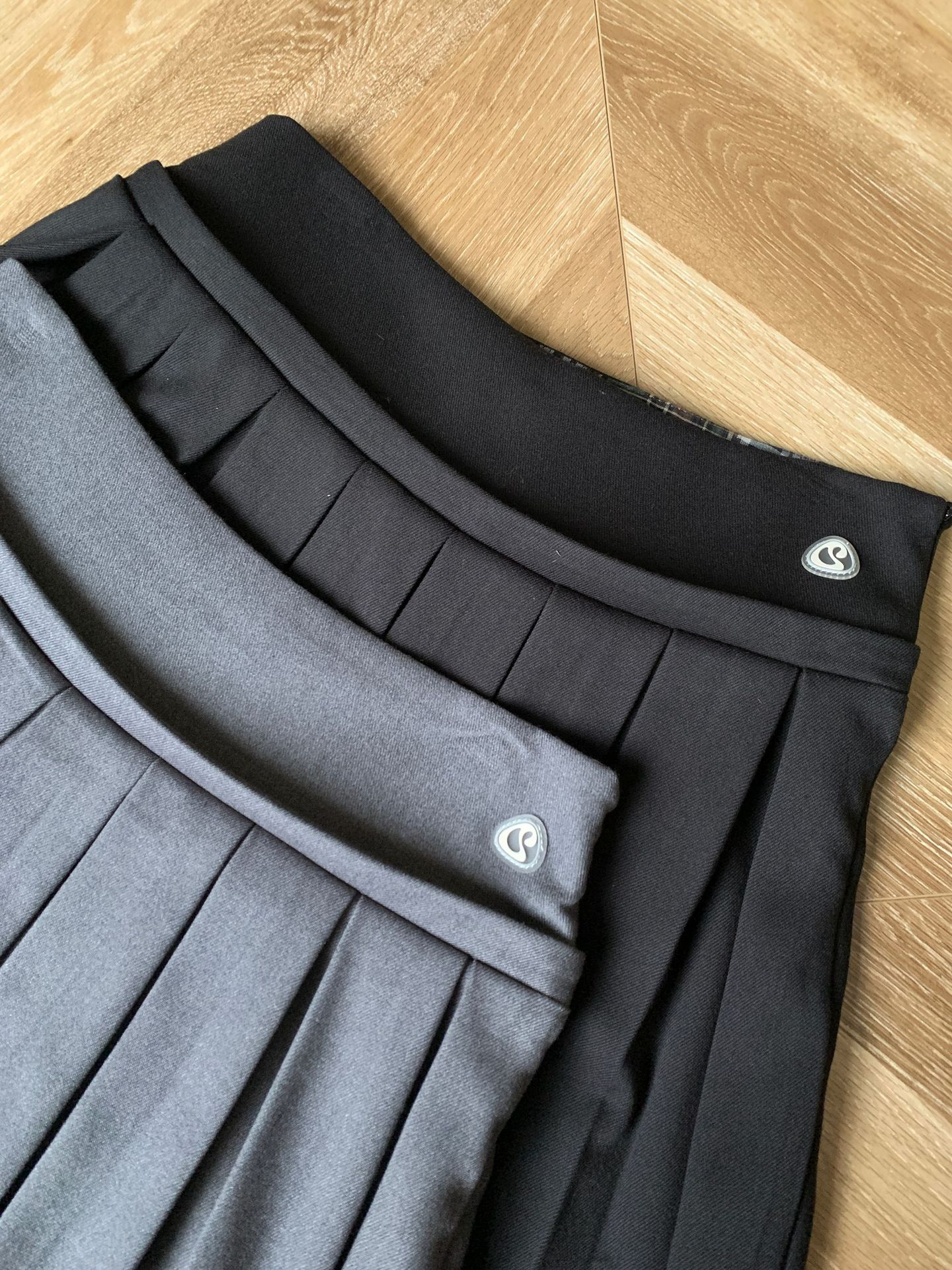 Newjeans Haerin Inspired Peter Pan Collar Jacket & Pleated Skirt Set