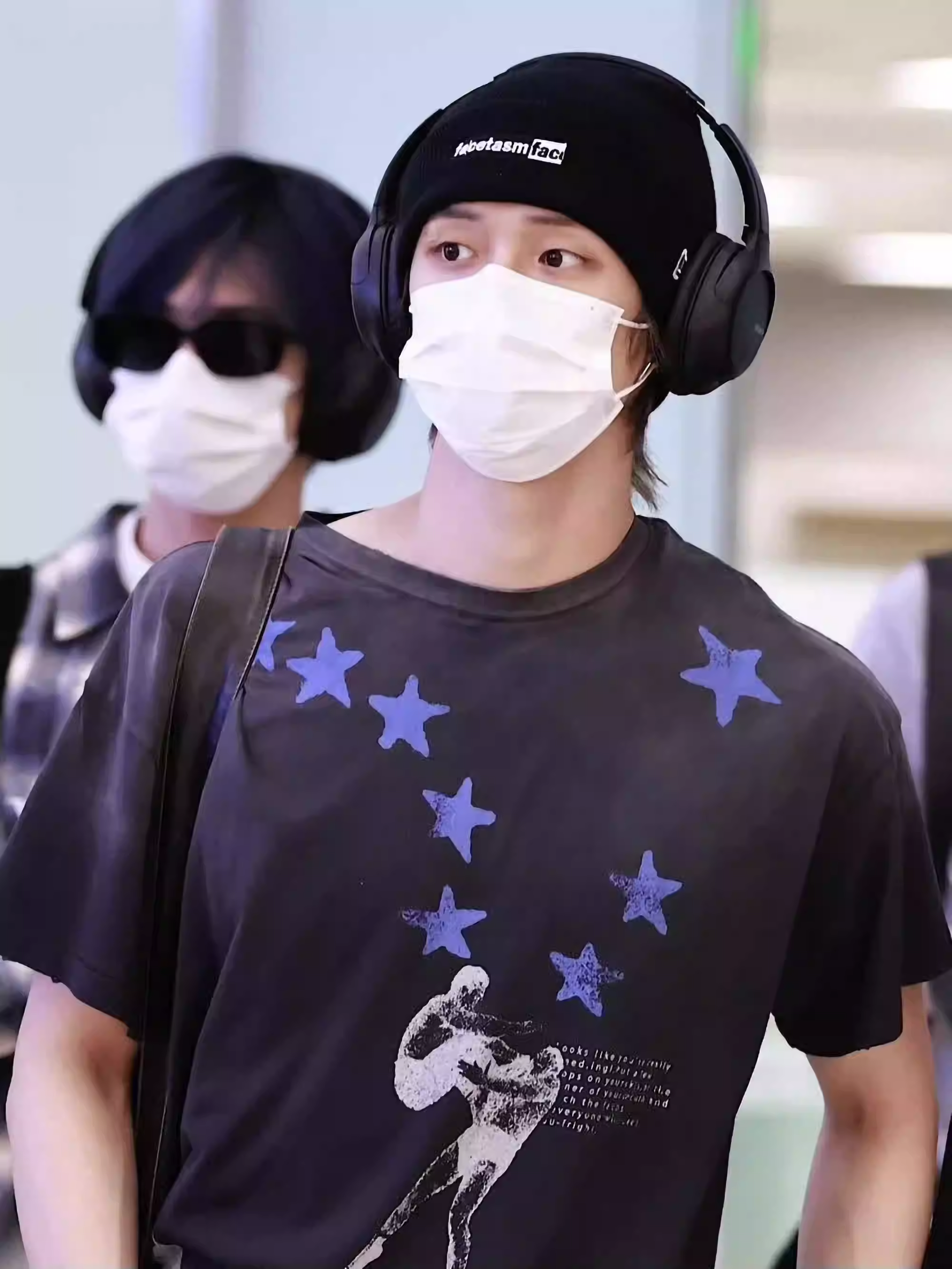 TXT Yeonjun&Cortis James Inspired Blue Star Boxing Print Distressed Tee