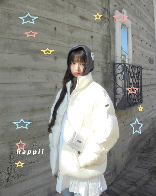 IVE Rei Lace Spliced Hem Short Sleeve T-Shirt