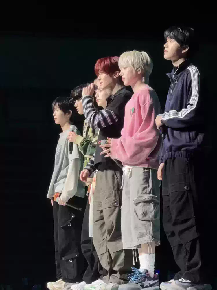 NCT WISH Sakuya Inspired Grey Washed Multi Pocket Cargo Bermuda Shorts