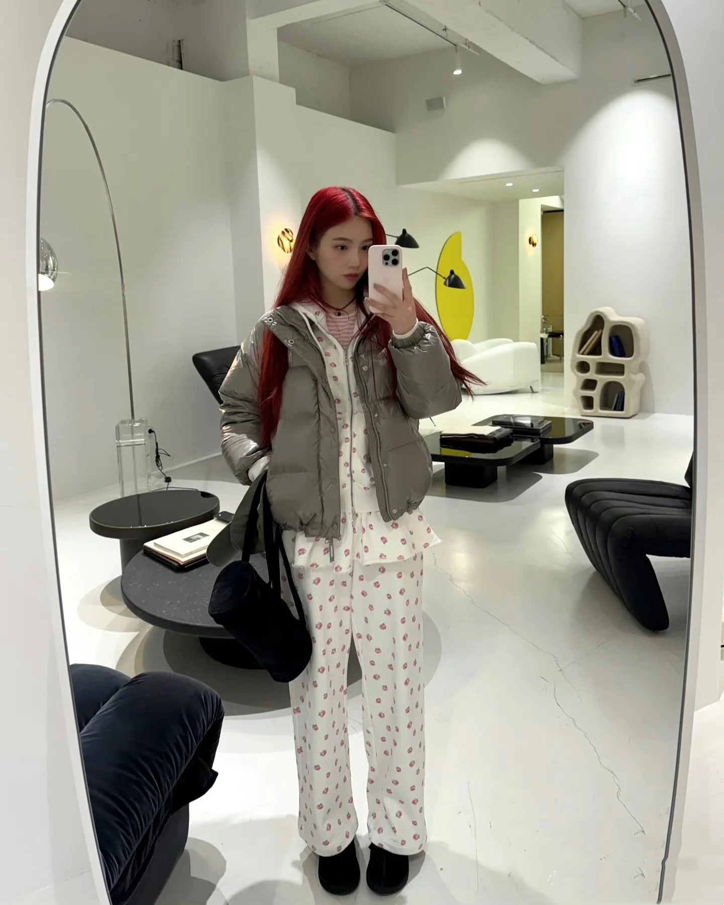 Twice Nayeon & Red Velvet Joy Floral Hooded Jacket Sweatpants set