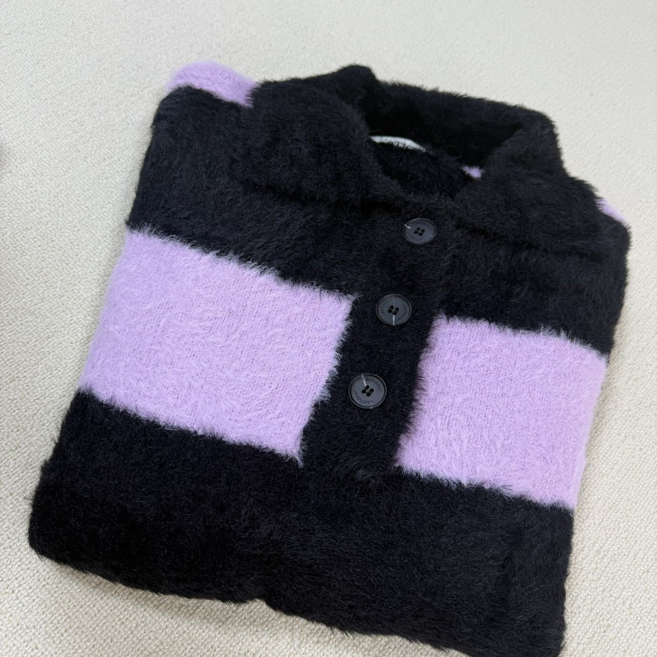 Striped Knit Faux Mink Sweater-Blackpink Jennie