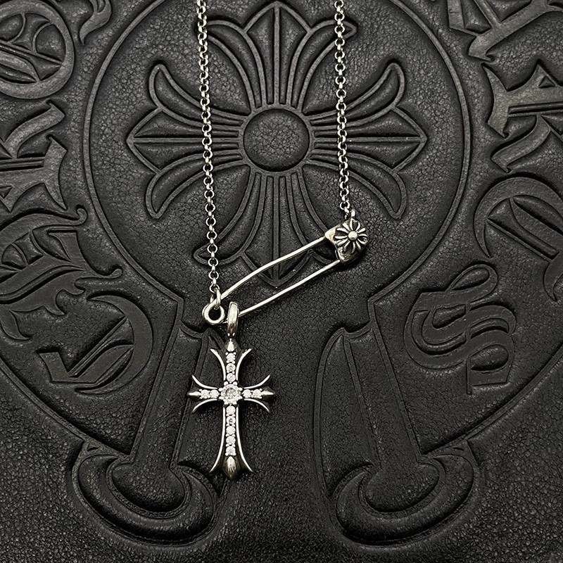 Enhypen Niki inspired chrome heart necklace-Ni-Ki