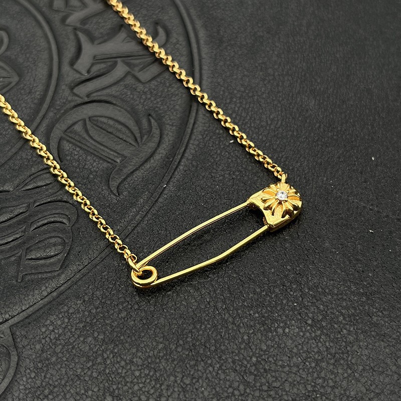 Enhypen Niki inspired chrome heart necklace-Ni-Ki