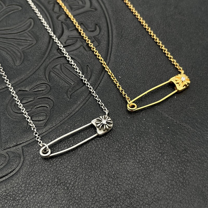 Enhypen Niki inspired chrome heart necklace-Ni-Ki