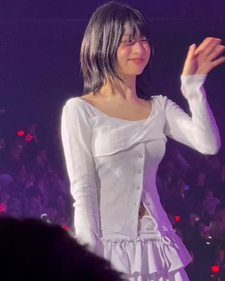 BabyMonster Ahyeon Inspired Long Sleeve Slim Fit Cardigan