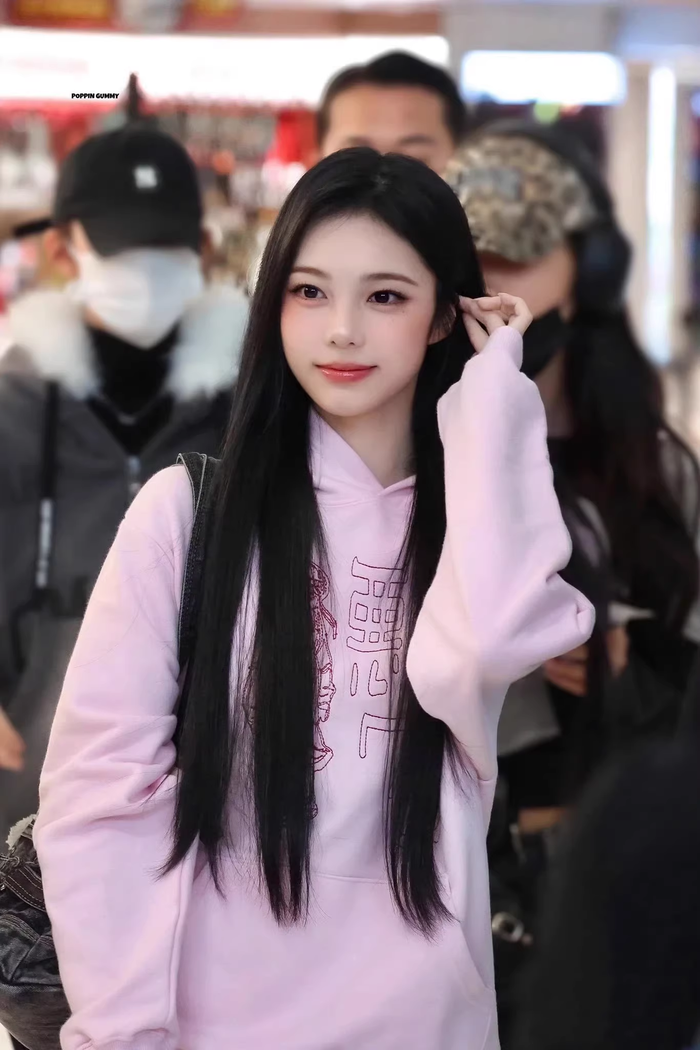 Hearts2hearts IAN Inspired Pink Anime Graphic Pullover Hoodie