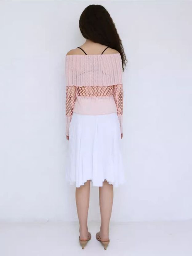 Pink Boat Neck Cutout Knit Sweater-Aespa Ningning