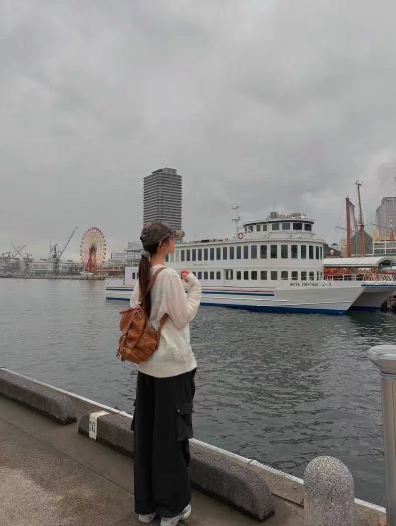 IVE Wonyoung&Lesserafim Chaewon Inspired Multi-Pocket Cargo Pants