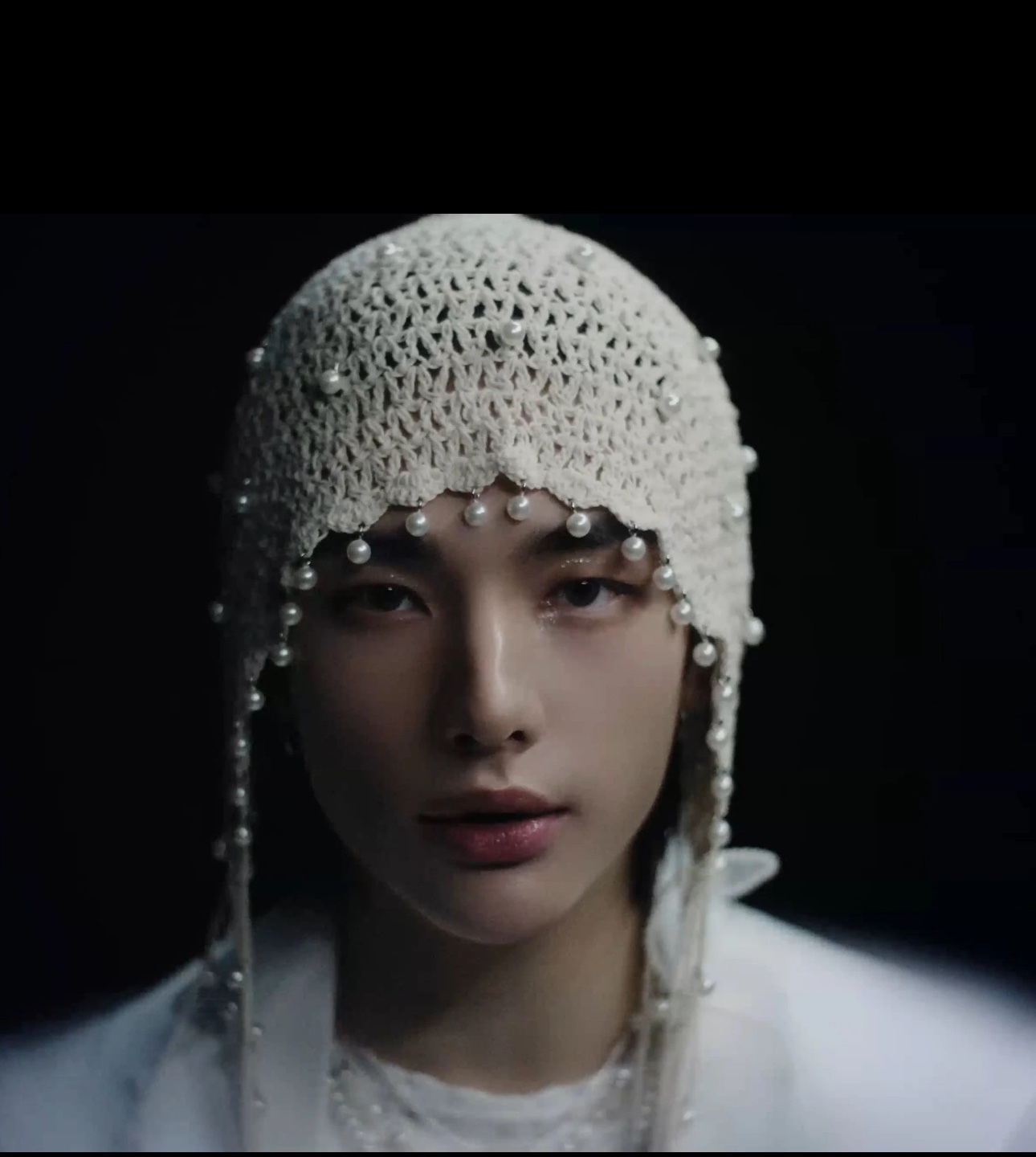 Straykids Hyujin Crochet Knitted Pearl inspired Hat-stray kids