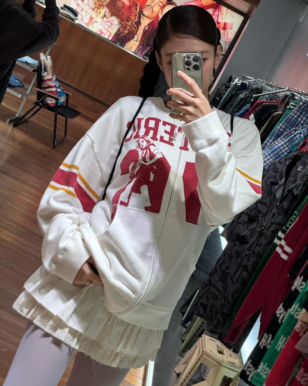 Jersey Zipper Sweatshirt Jacket-Blackpink Jennie