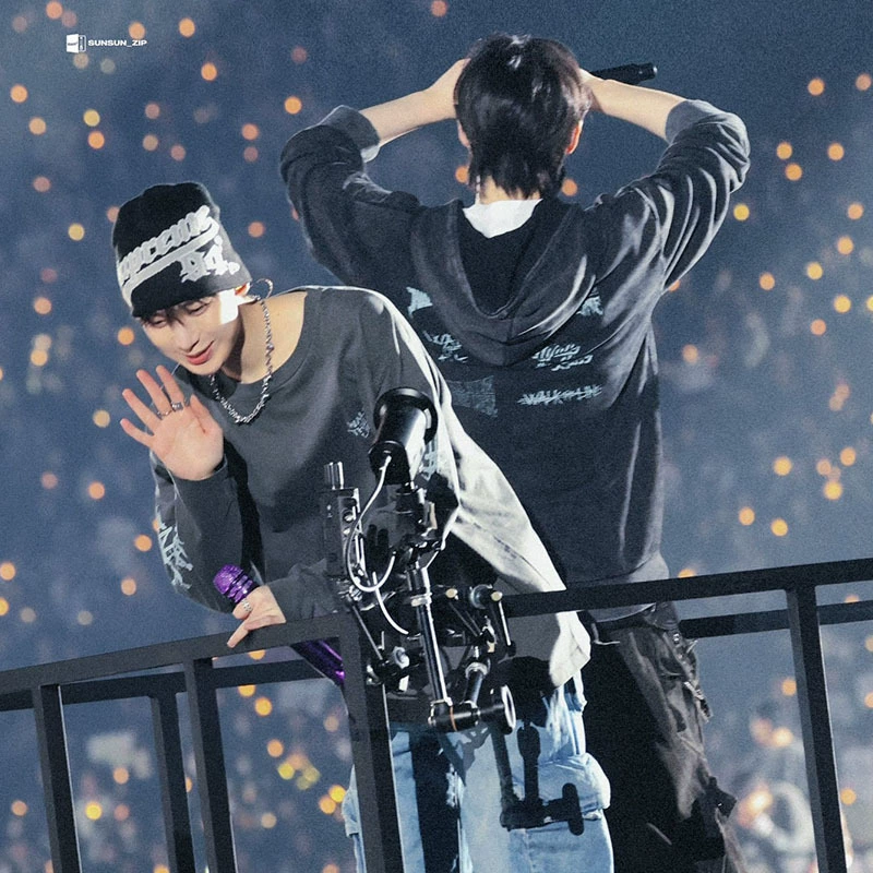 ENHYPEN 'WALK THE LINE' Concert Zip Hoodies-ENHYPEN